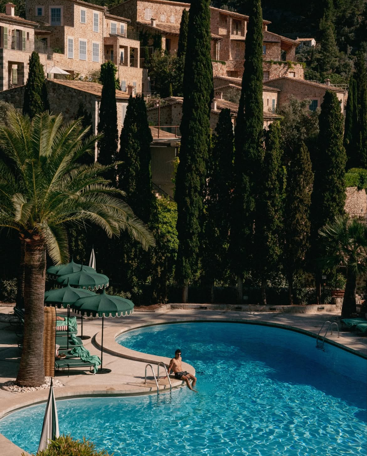 Mallorca: A Small Guide & Where to Stay — From Luxury to Budget
